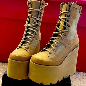 Unique tan combat boot